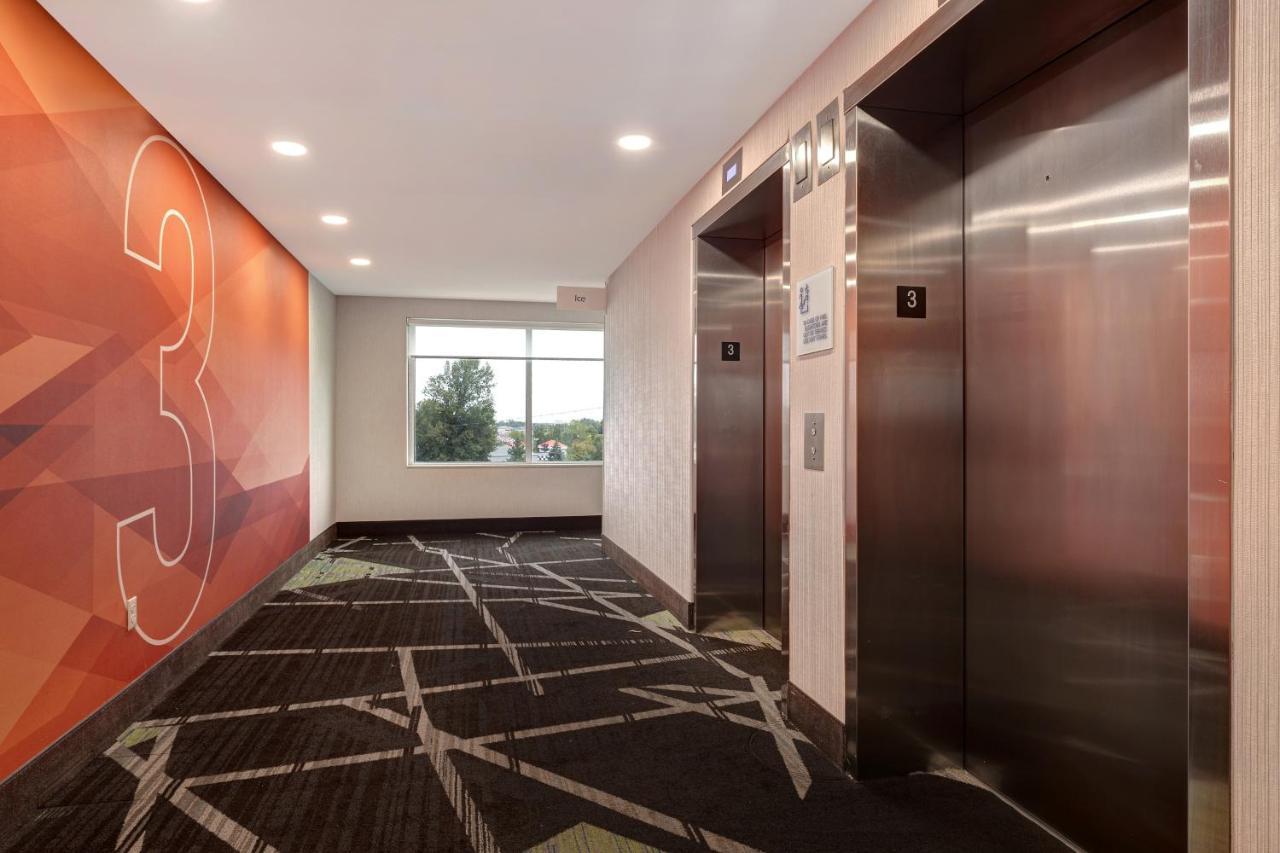 Holiday Inn Express & Suites - Grand Rapids South - Wyoming By Ihg Exterior photo