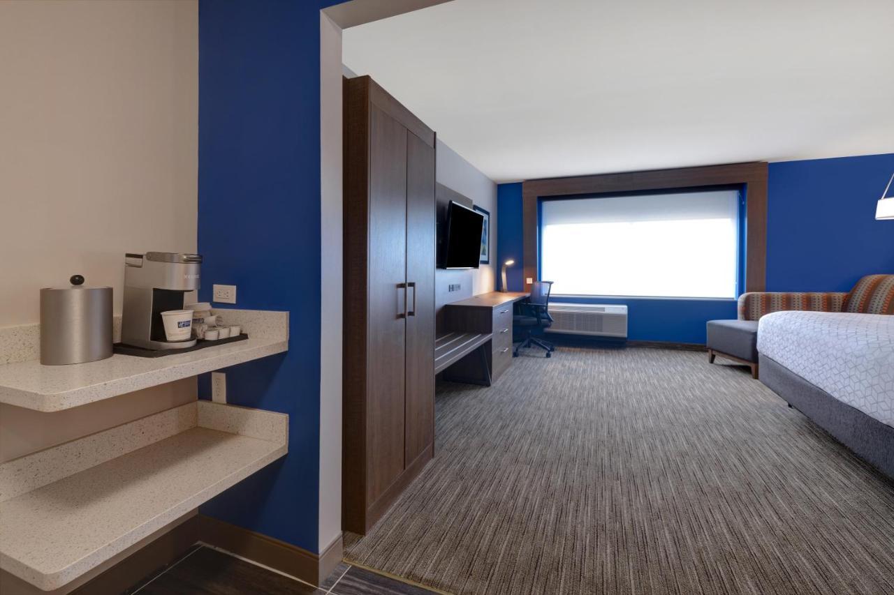 Holiday Inn Express & Suites - Grand Rapids South - Wyoming By Ihg Exterior photo